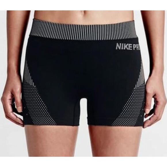 Nike Pro black bikeshorts - Picture 1 of 4